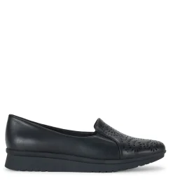 Baretraps Amry Slip On Loafer