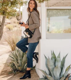 Baretraps Bessie Block Heel Bootie