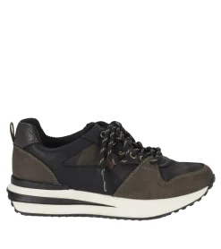 Baretraps Cabriole Sneaker