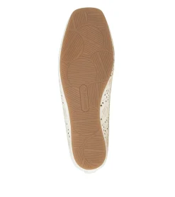 Baretraps Chika Casual Flat