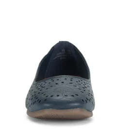 Baretraps Chika Casual Flat