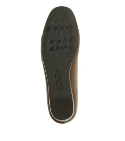 Baretraps Covette Wedge Slip On