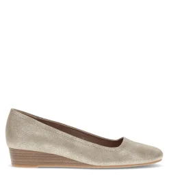 Baretraps Covette Wedge Slip On