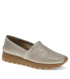 Baretraps Gennie Slip On