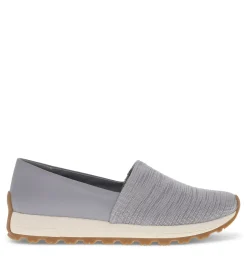 Baretraps Gennie Slip On