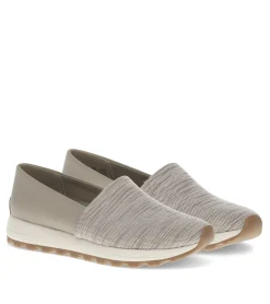 Baretraps Gennie Slip On
