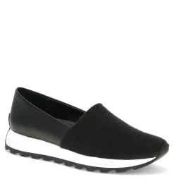 Baretraps Gennie Slip On