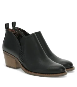 Baretraps Lidian Ankle Bootie