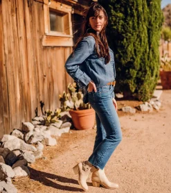 Baretraps Luella Block Heel Bootie