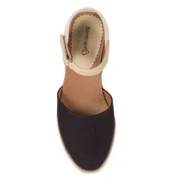 Baretraps Ocean Closed Toe Wedge Sandal