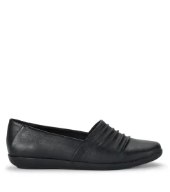 Baretraps Piper Slip On