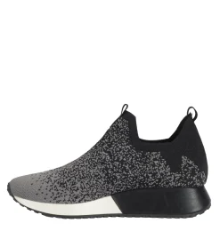 Baretraps Pringer Slip On Sneaker