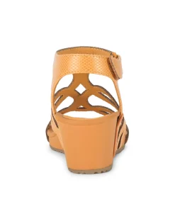 Baretraps Raeanne Wedge Sandal