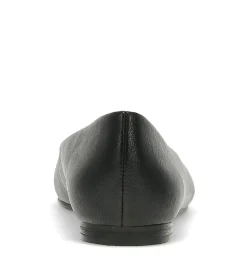 Baretraps Rhonda Casual Flat