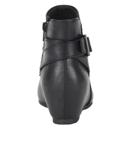 Baretraps Serena Wedge Bootie