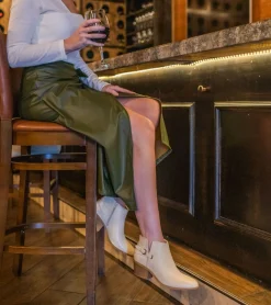 Baretraps Shannen Block Heel Bootie