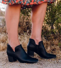 Baretraps Tristen Ankle Bootie