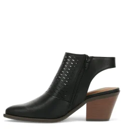 Baretraps Yangley Block Heel Bootie
