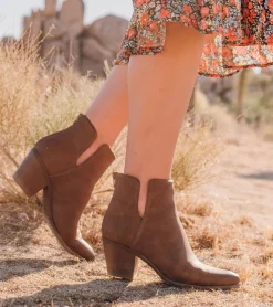 Baretraps Yara Block Heel Bootie